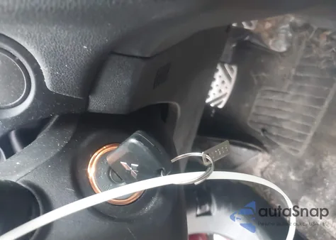 2019 Mitsubishi Outlander Sport 2.0 Le z USA, uszkodzony, nr VIN JA4AP3AU5KU012170